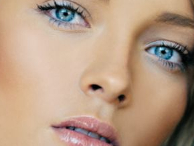 «Φυσική» και… κούκλα!